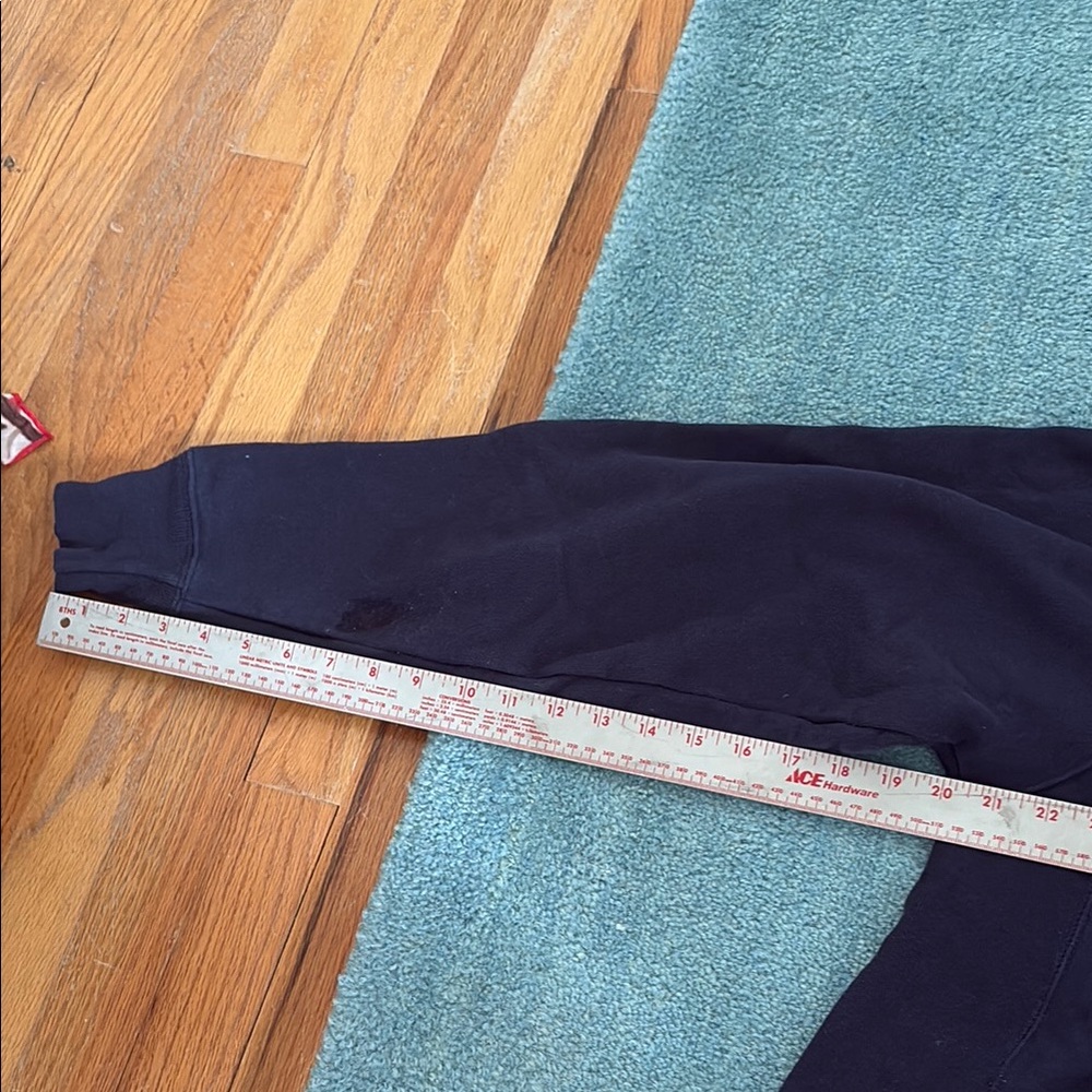Champion NWOT Navy Hoodie - Picture 5 of 6